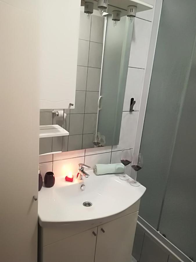 Apartment Nela บาชกาโวดา ภายนอก รูปภาพ