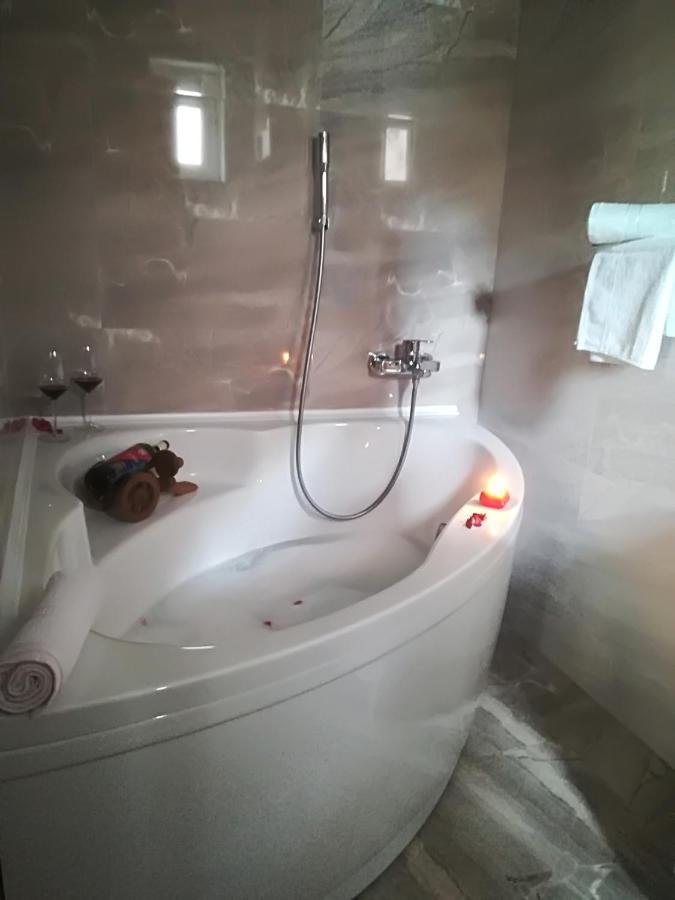 Apartment Nela บาชกาโวดา ภายนอก รูปภาพ