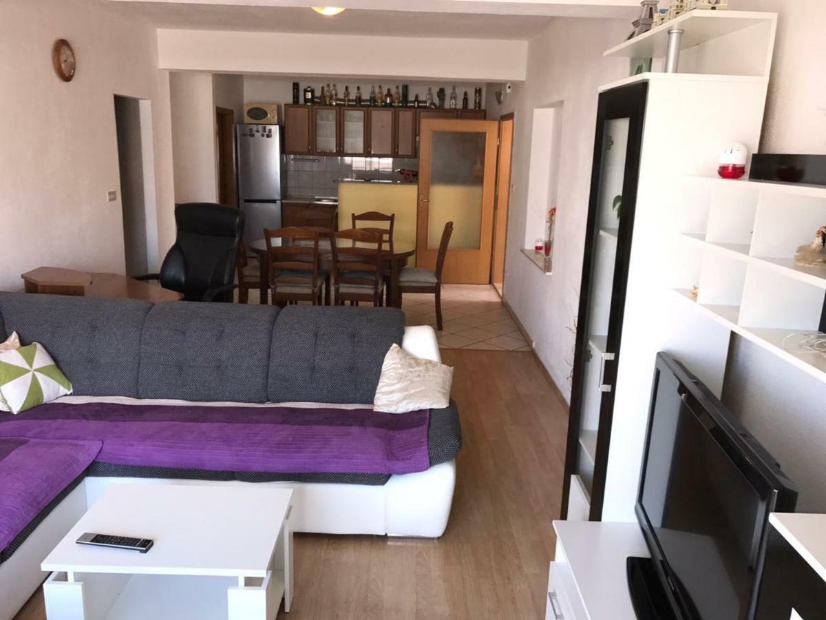 Apartment Nela บาชกาโวดา ภายนอก รูปภาพ